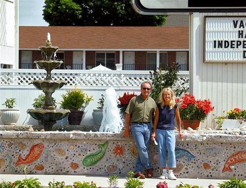 Continental Inn Cheboygan Exterior foto